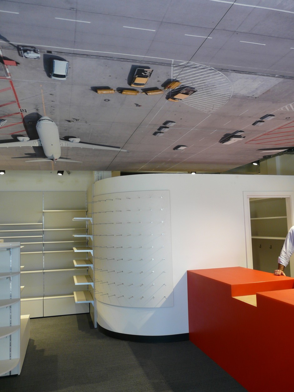 Flinders Uni Post Office fitout during the build